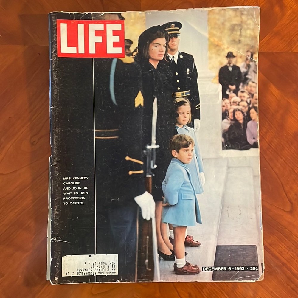 LIFE Magazine December 6, 1963